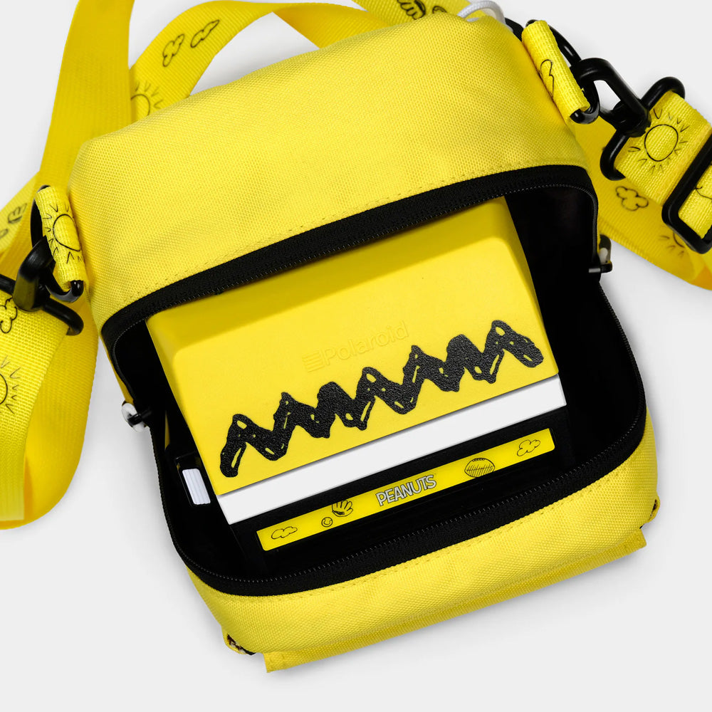Retrospekt Polaroid 600 Camera Case - Charlie Brown Peanuts