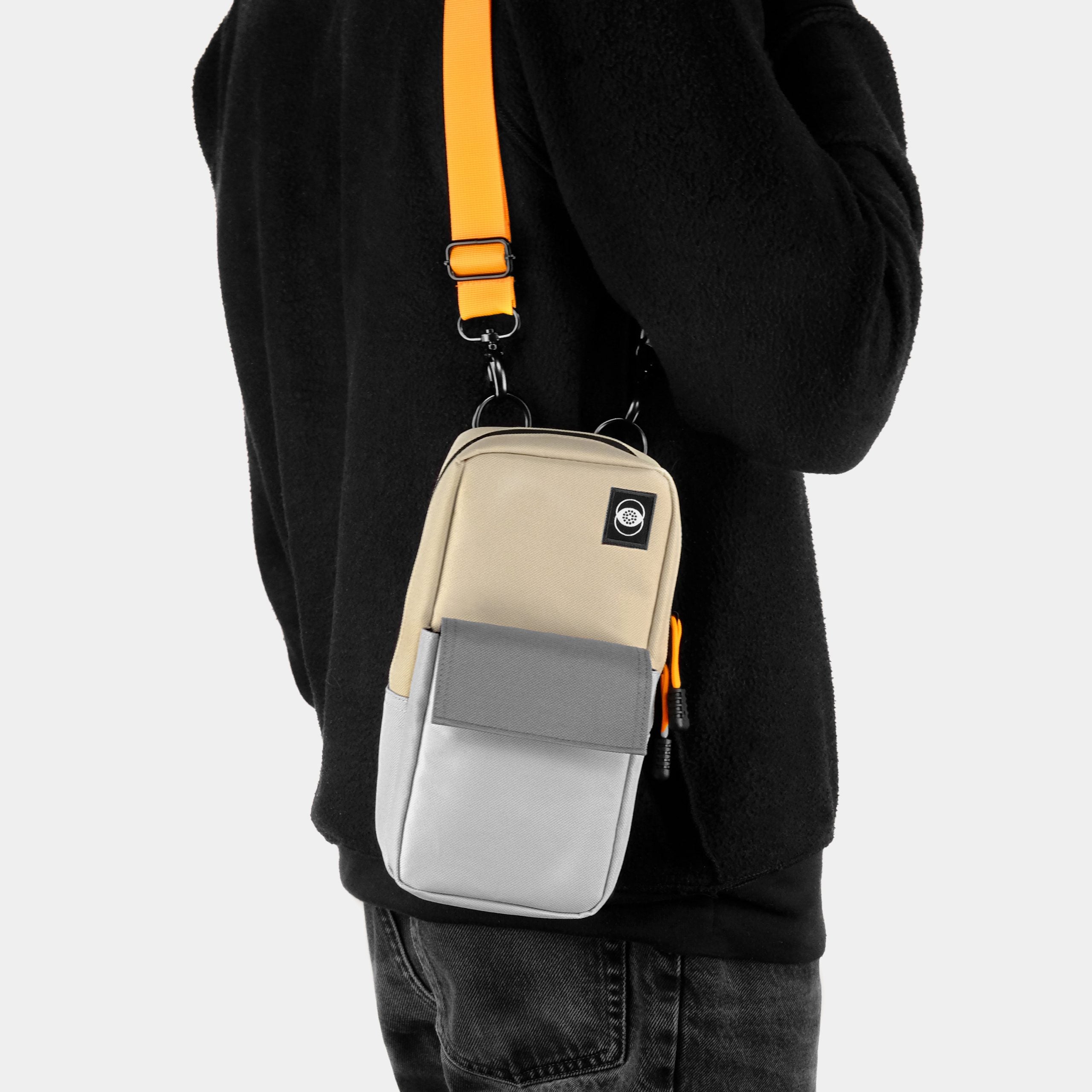 Retrospekt Polaroid SX-70 AutoFocus Camera Bag - Grey & Orange