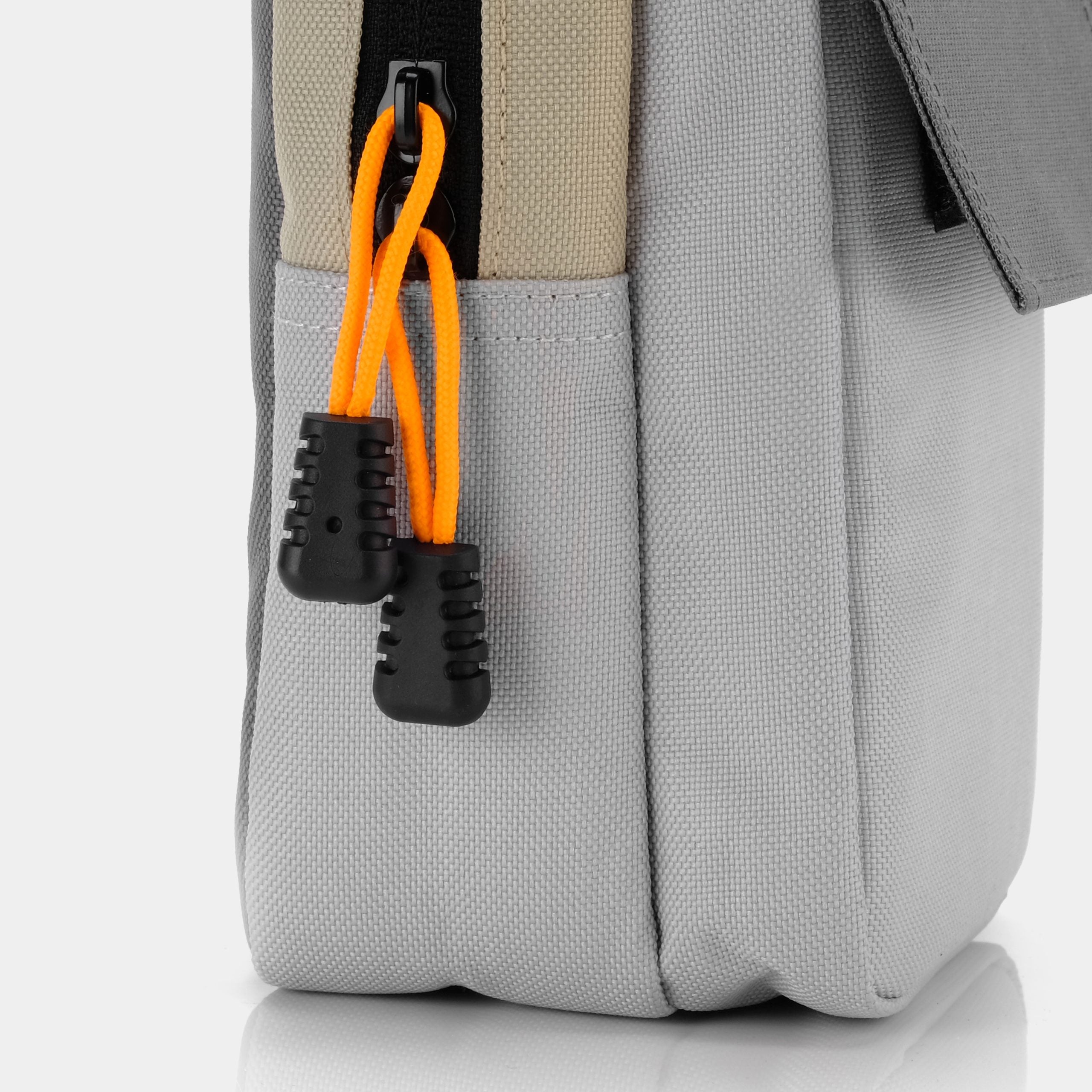 Retrospekt Polaroid SX-70 AutoFocus Camera Bag - Grey & Orange