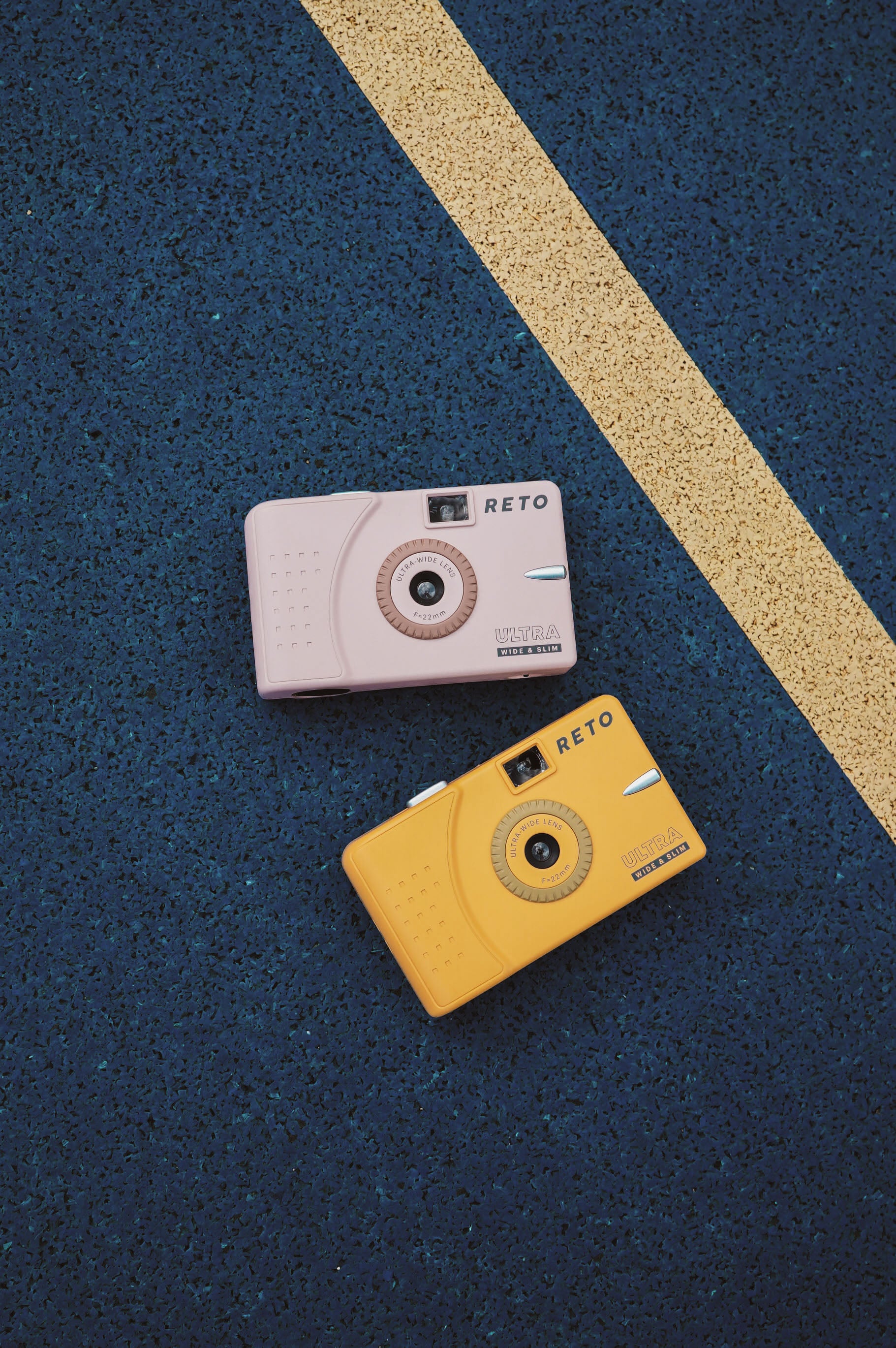 RETO Ultra Wide & Slim 35mm Film Camera - Pastel Pink