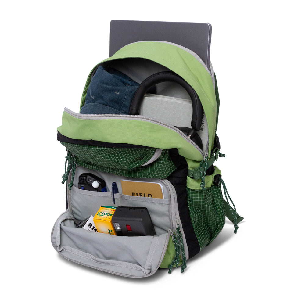 Long Weekend Morro Convertible Backpack - Moss Green