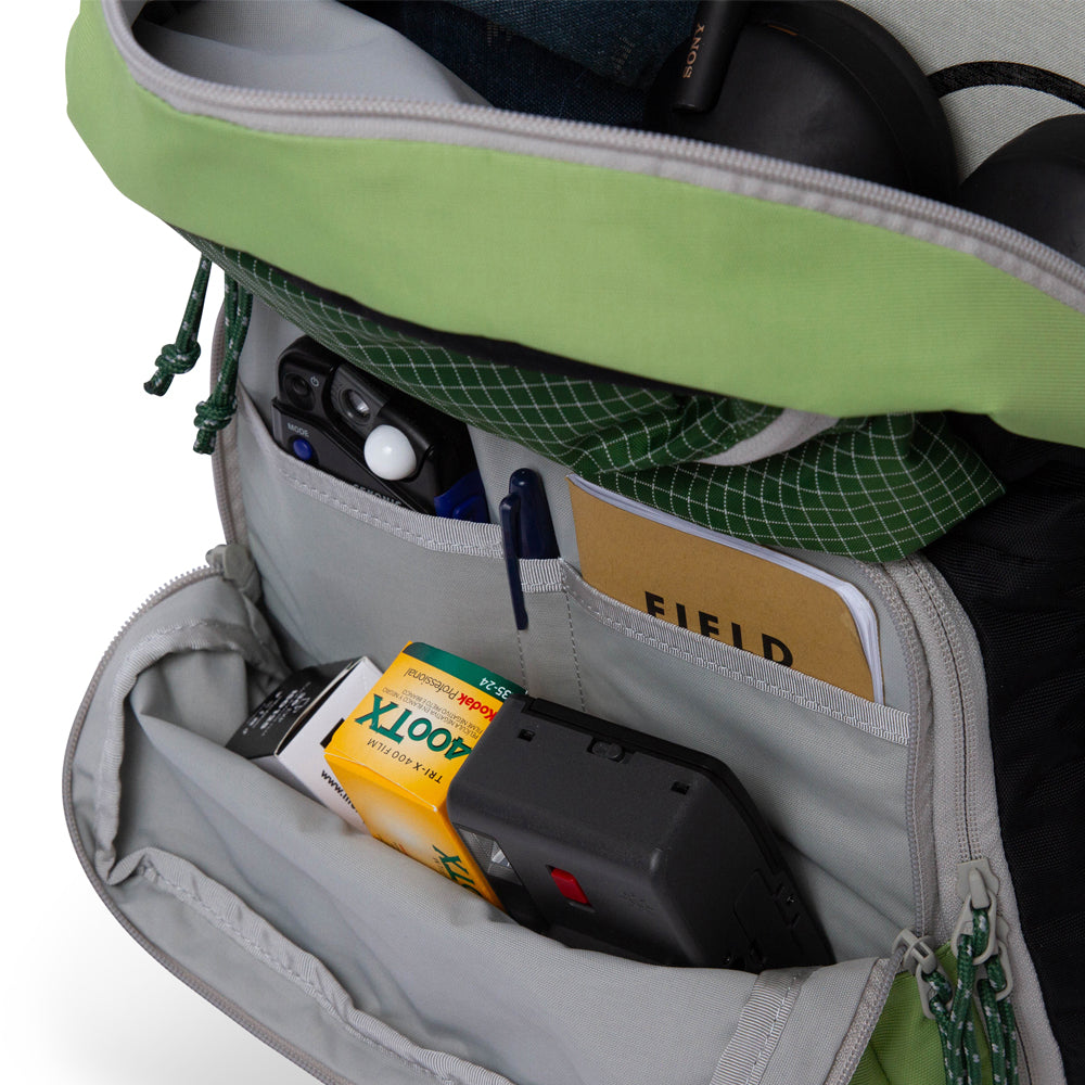 Long Weekend Morro Convertible Backpack - Moss Green