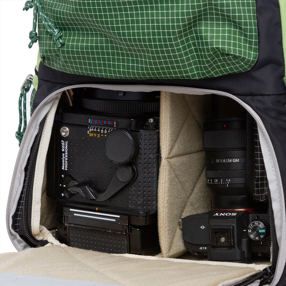 Long Weekend Morro Convertible Backpack - Moss Green