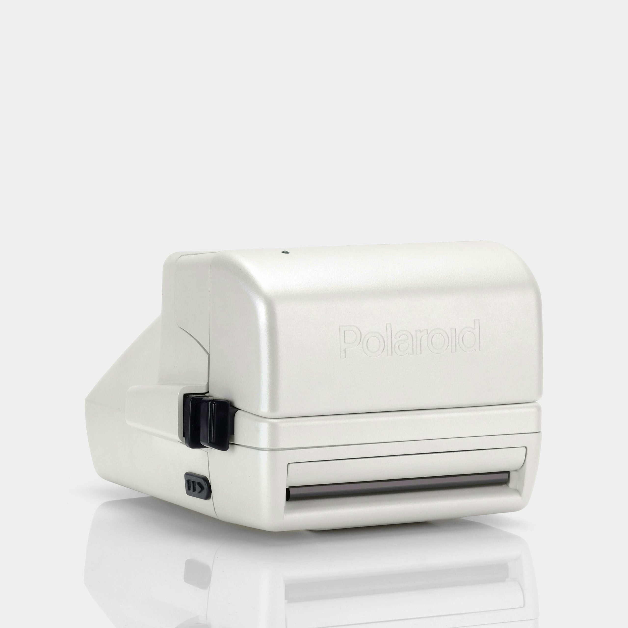 Polaroid 600 Camera - Pearl Edition
