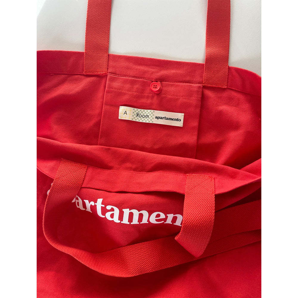 Apartamento Travel Bag