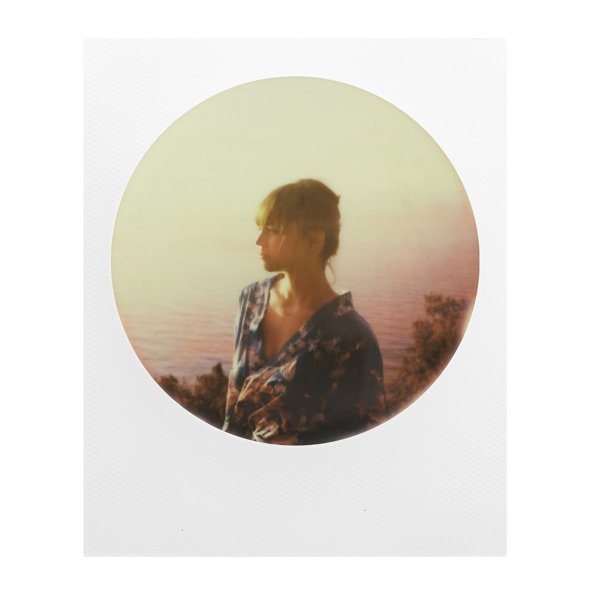 600 Format - Round Frames Colour Film