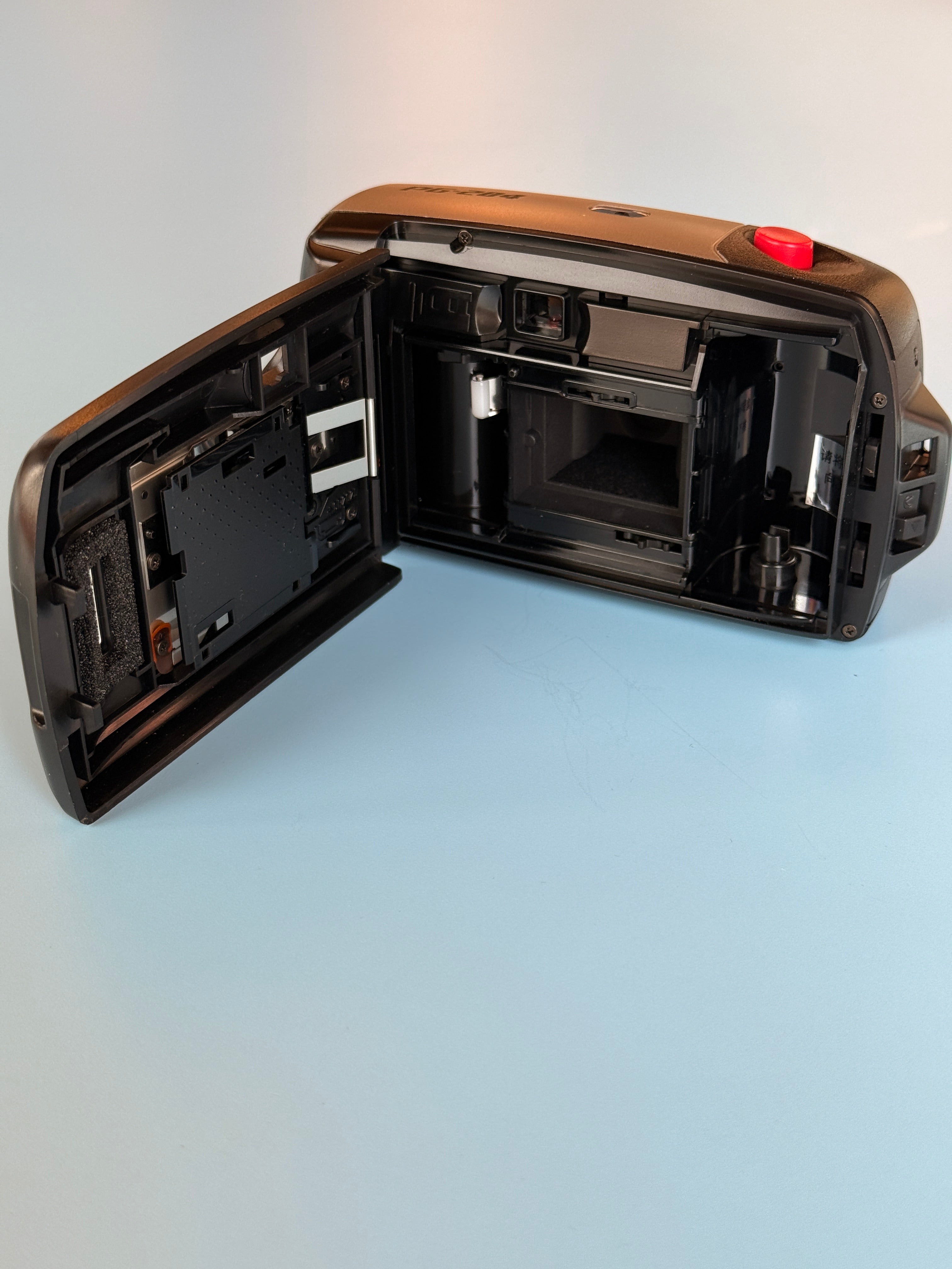 Pentax PG-204 35mm Point & Shoot Camera