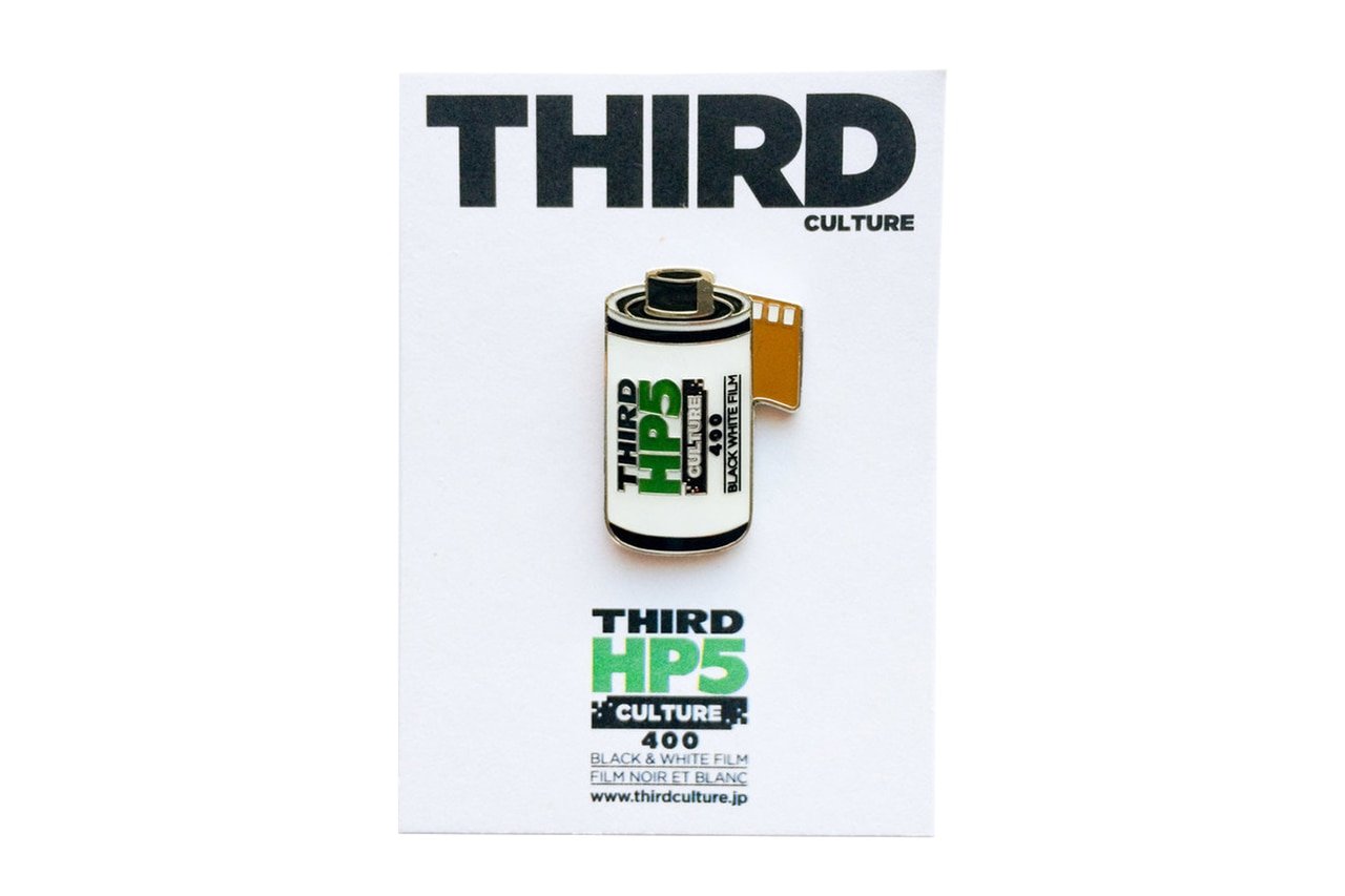 HP5+ 400 Lapel Pin